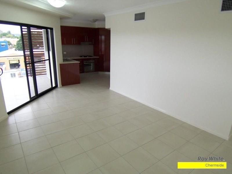 9/20 Rainey Street, Chermside QLD 4032