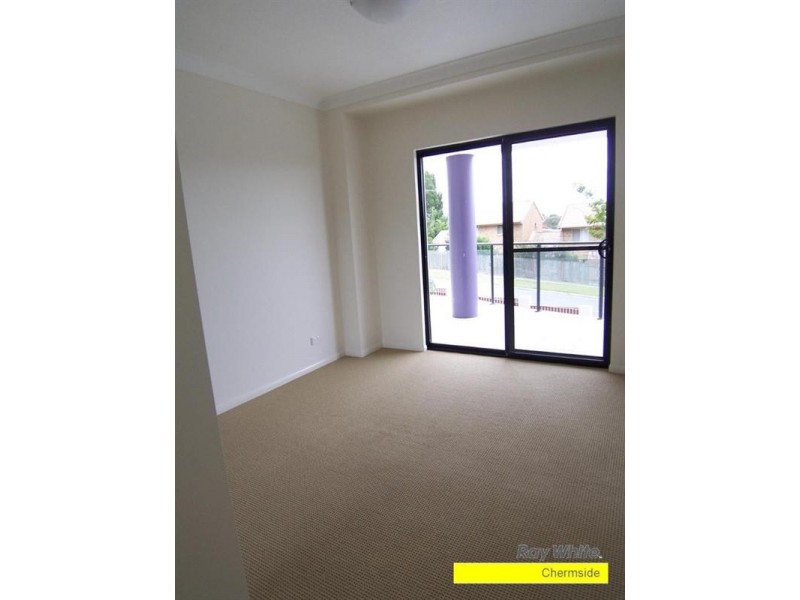 8/20 Rainey Street, Chermside QLD 4032