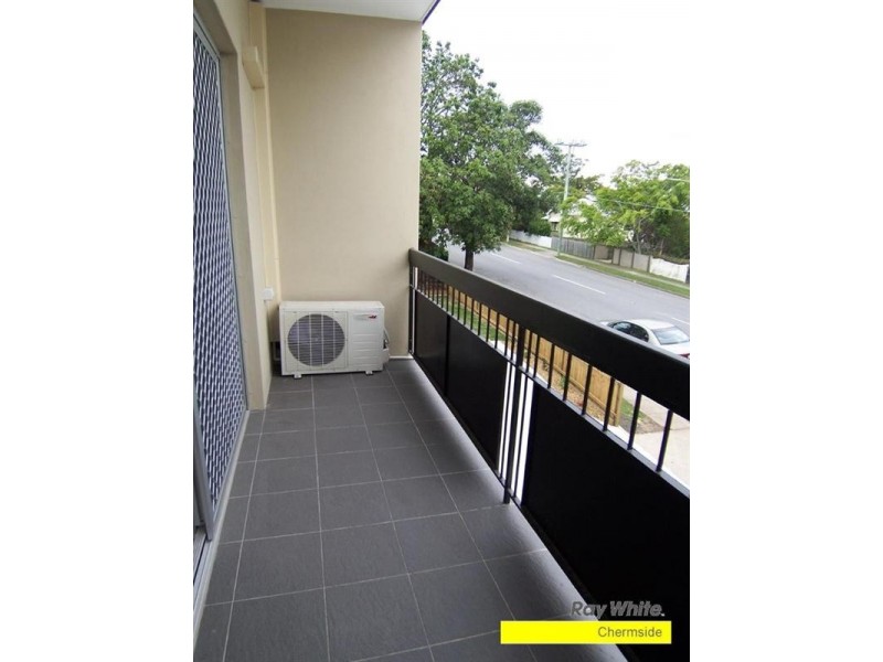 2/1 Eighth Avenue, Kedron QLD 4031