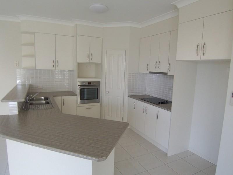 15 Oakwood Road, Warner QLD 4500