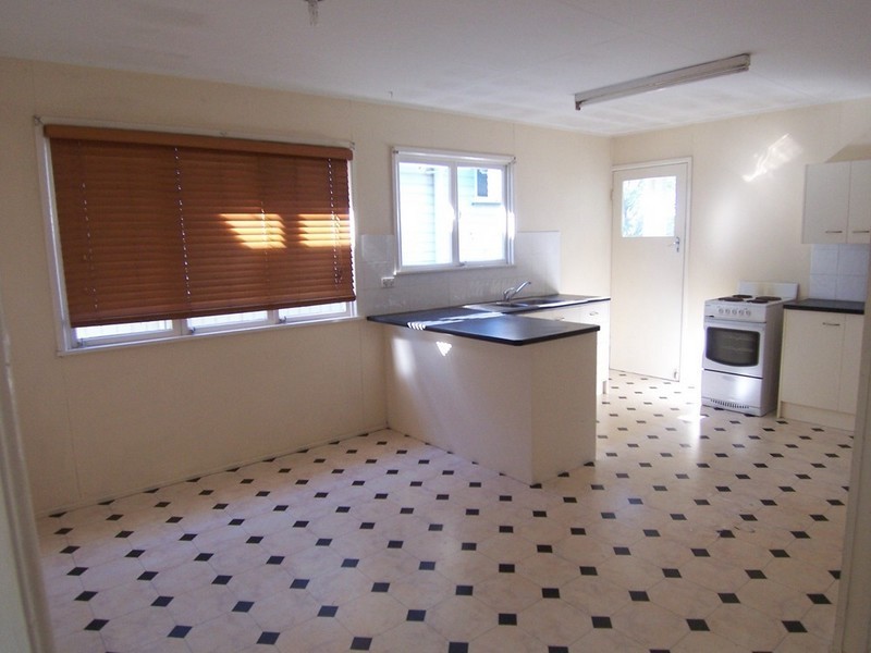 12 Hamilton Road, Wavell Heights QLD 4012