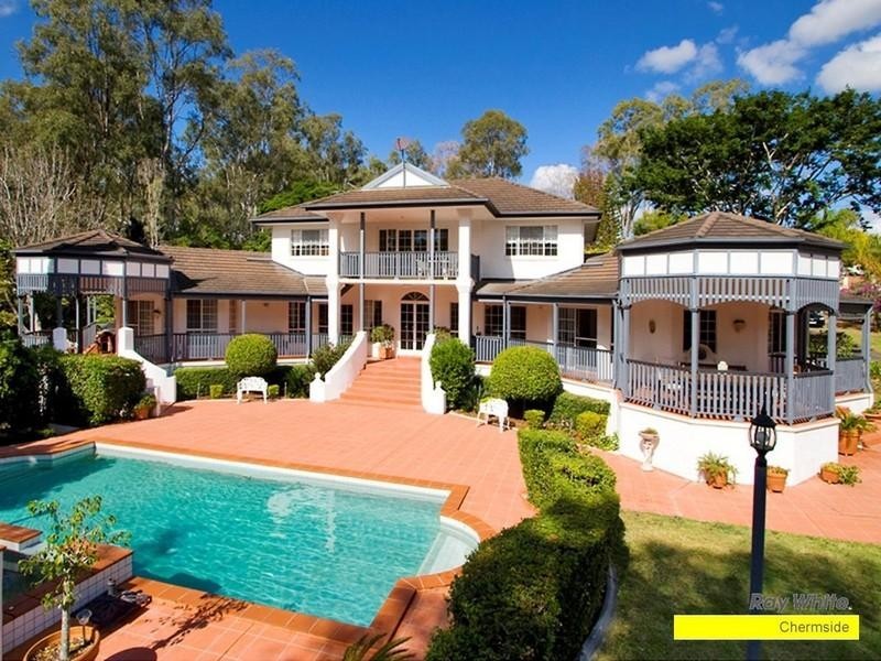 19 Retreat Street, Bridgeman Downs QLD 4035