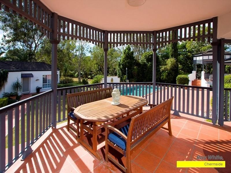 19 Retreat Street, Bridgeman Downs QLD 4035