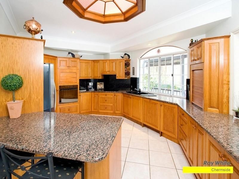 19 Retreat Street, Bridgeman Downs QLD 4035