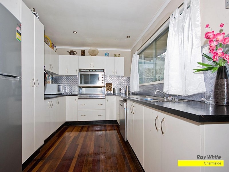 34 Sandra Street, Geebung QLD 4034