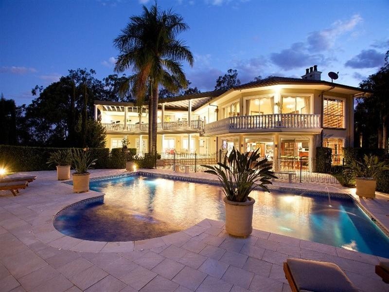 12 Clear Mountain Road, Cashmere QLD 4500