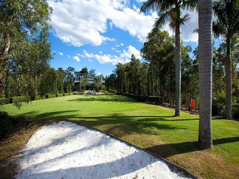 12 Clear Mountain Road, Cashmere QLD 4500