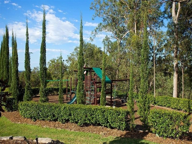 12 Clear Mountain Road, Cashmere QLD 4500