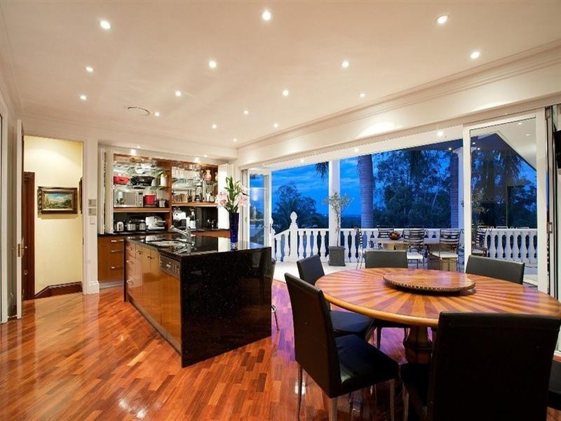 12 Clear Mountain Road, Cashmere QLD 4500