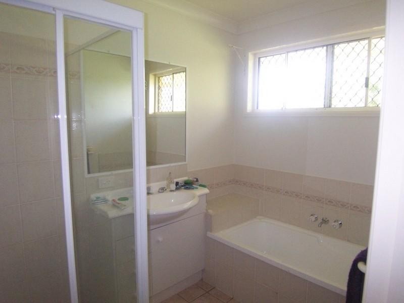 38 Azalea Crescent, Fitzgibbon QLD 4018