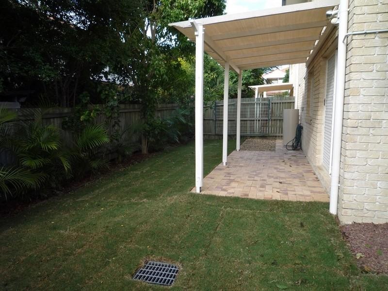 1/12 Greenbank Street, Chermside QLD 4032