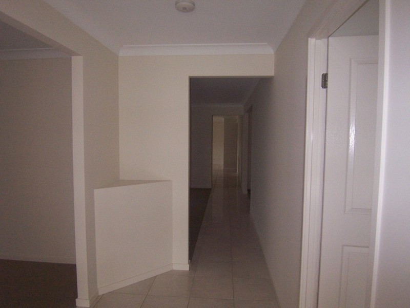 11 Oakwood Road, Warner QLD 4500