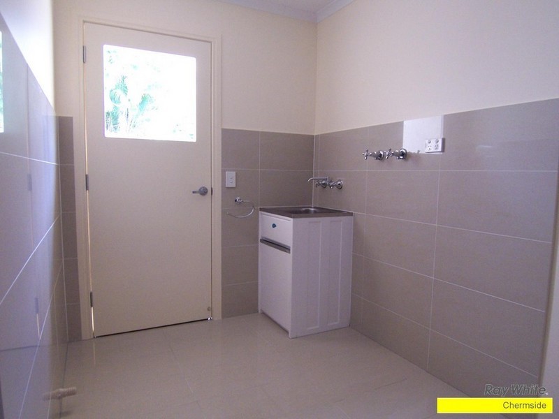 2/44 Norman Drive, Chermside QLD 4032