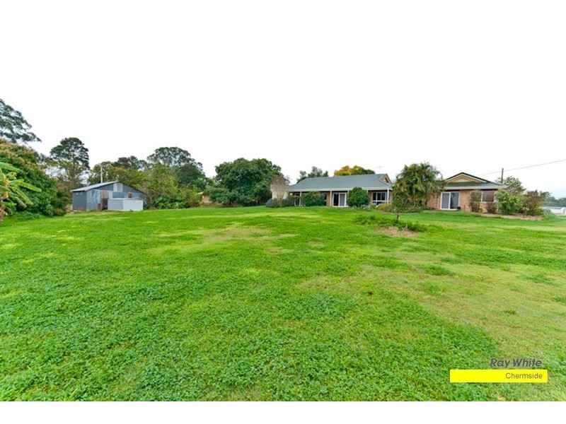392 & 398 Bridgeman Road, Bridgeman Downs QLD 4035