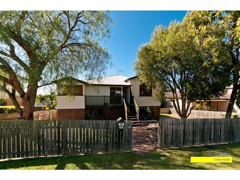 15 Shackleton Street, Kedron QLD 4031