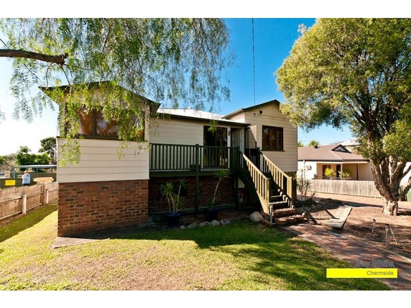 15 Shackleton Street, Kedron QLD 4031