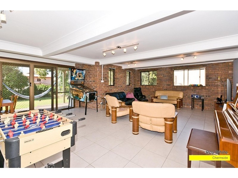 15 Shackleton Street, Kedron QLD 4031