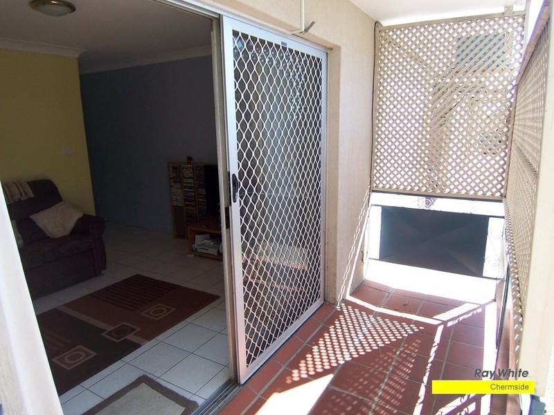 2/10 Parkhill Street, Chermside QLD 4032