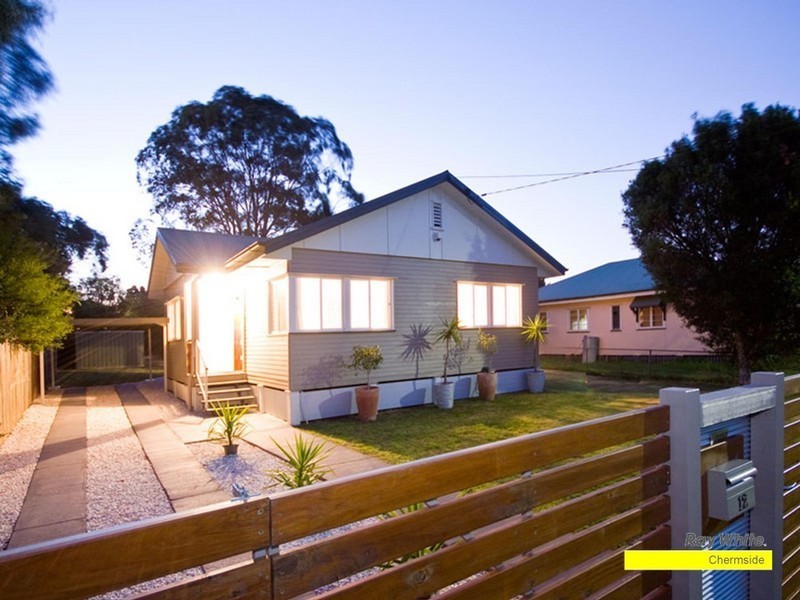 12 Purnell Street, Zillmere QLD 4034