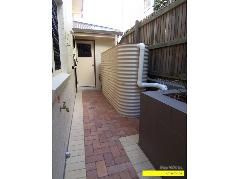 4/44 Norman Drive, Chermside QLD 4032