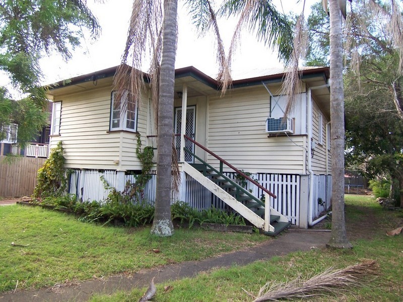 9 Byth Street, Stafford Heights QLD 4053