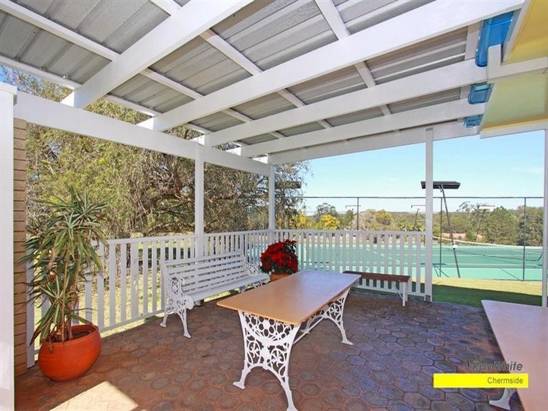 222 Graham Road, Bridgeman Downs QLD 4035