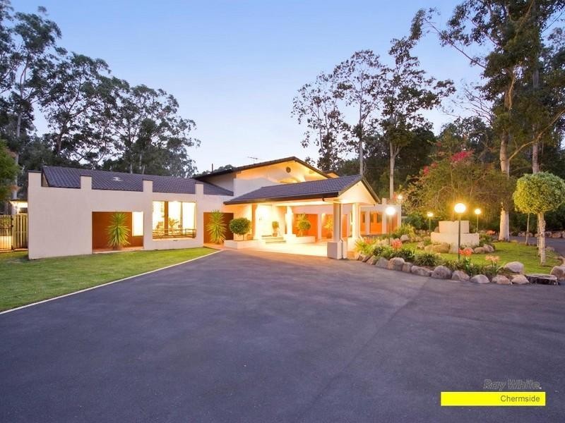 96 Idonia Street, Bridgeman Downs QLD 4035