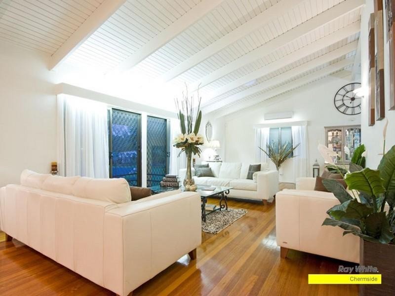 96 Idonia Street, Bridgeman Downs QLD 4035