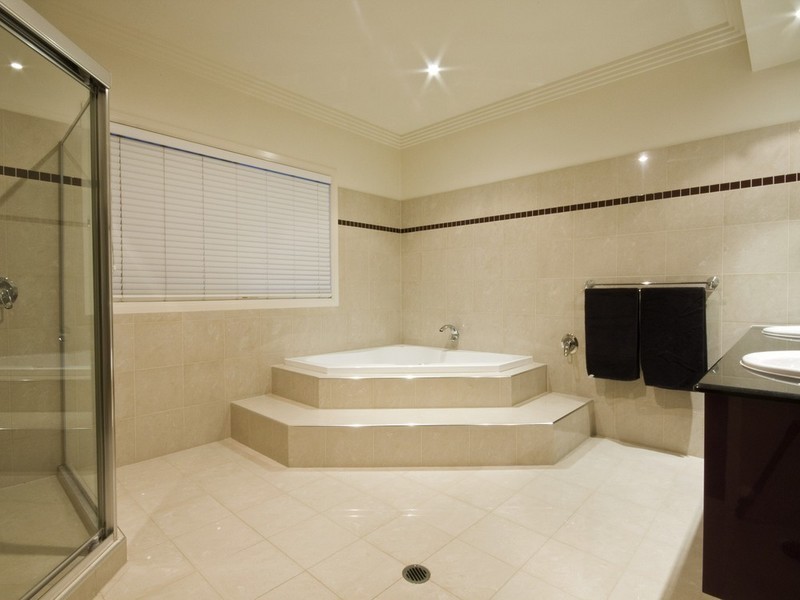 56 Travorten Drive, Bridgeman Downs QLD 4035