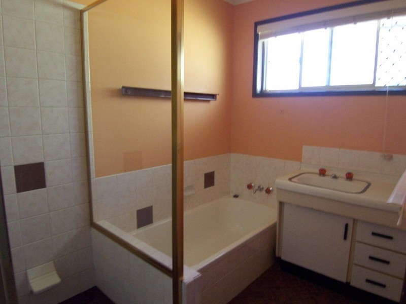 24 Lindeman Street, Boondall QLD 4034