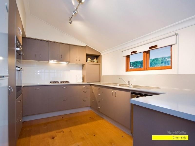 30 Shackleton Street, Kedron QLD 4031