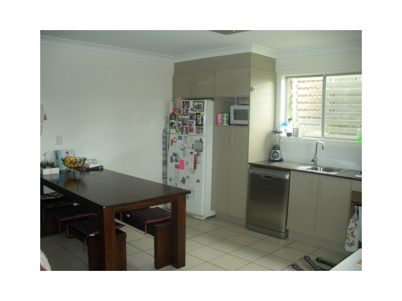 2/62 Norman Drive, Chermside QLD 4032