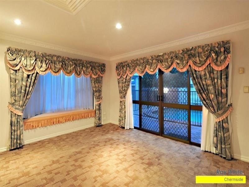 Bridgeman Downs QLD 4035