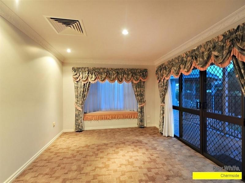 Bridgeman Downs QLD 4035