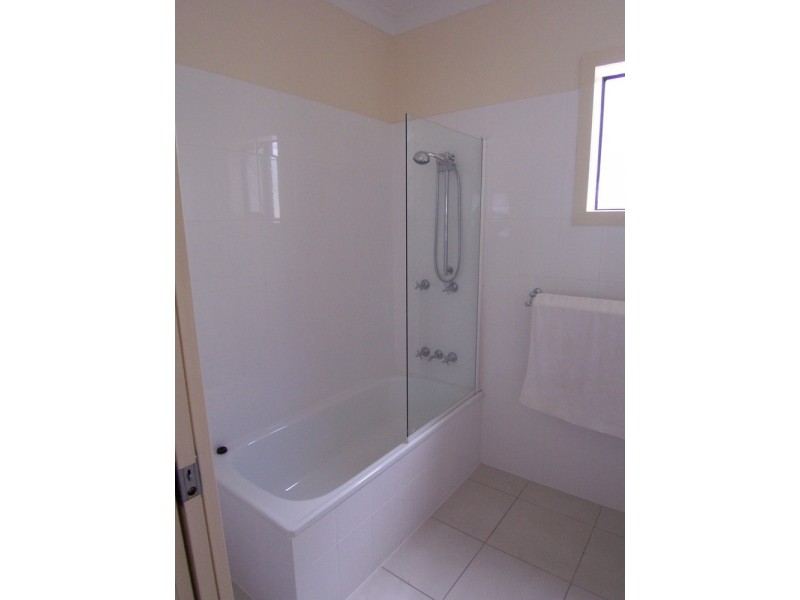 1/42 Childers Road, Kedron QLD 4031