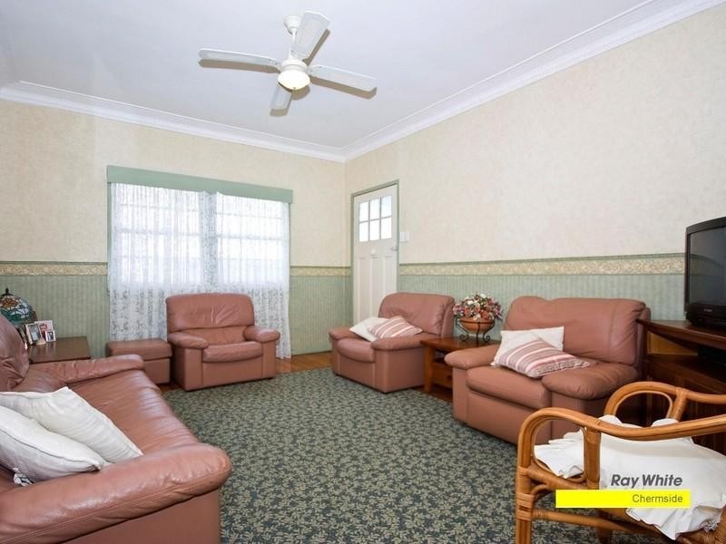 257 Hamilton Road, Chermside QLD 4032