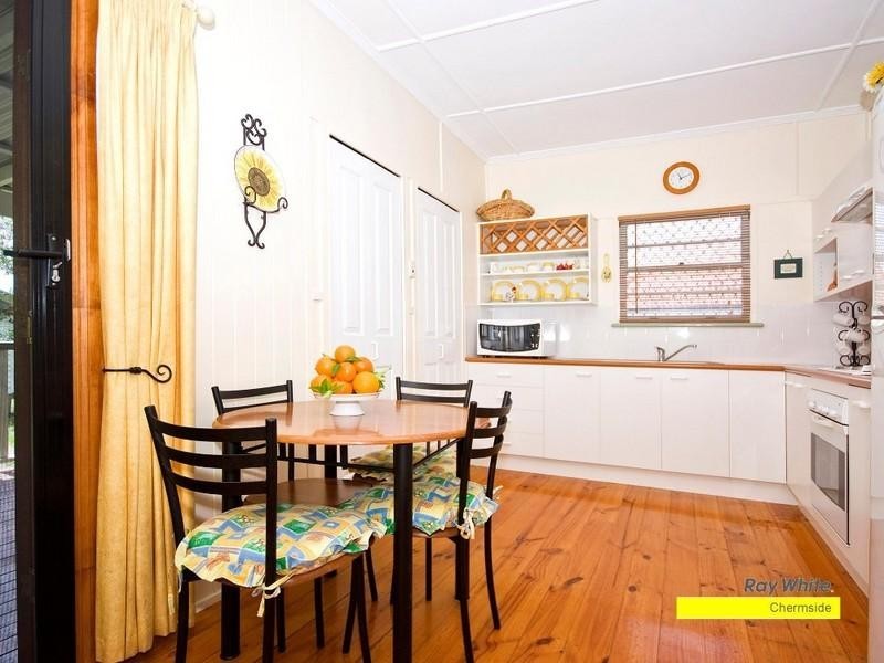 257 Hamilton Road, Chermside QLD 4032
