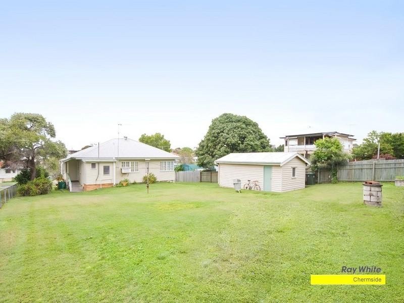 10 Oates Street, Kedron QLD 4031