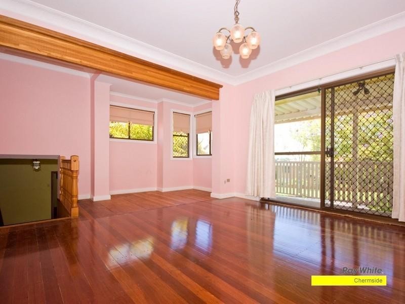 19 Rangeview Street, Aspley QLD 4034