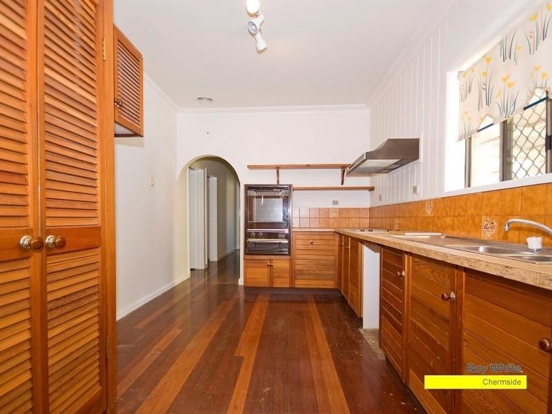 19 Rangeview Street, Aspley QLD 4034