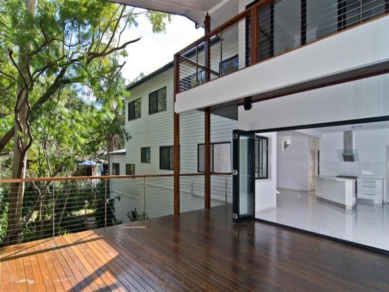 10A Amott Street, Stafford Heights QLD 4053