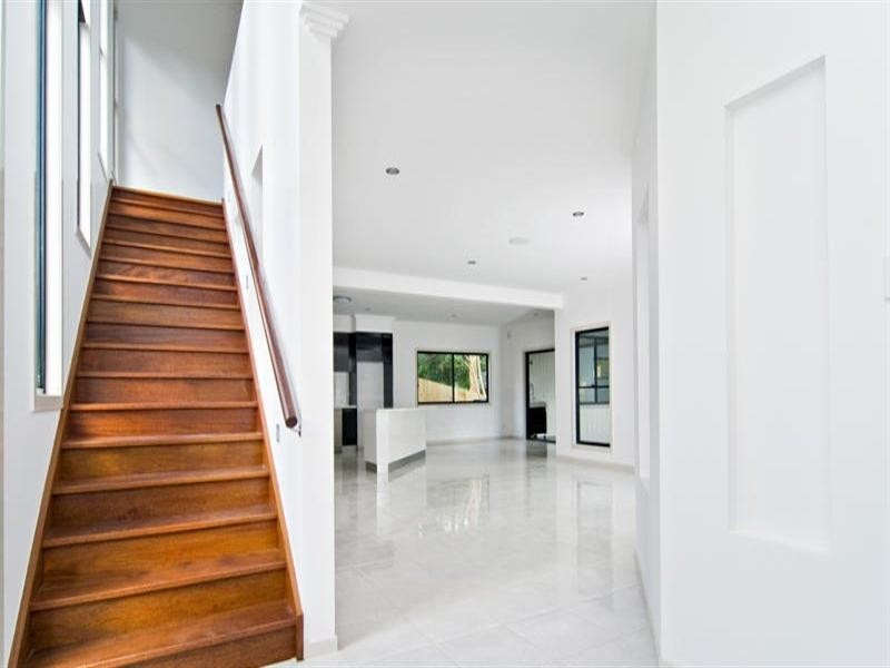 10A Amott Street, Stafford Heights QLD 4053