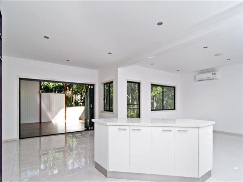 10A Amott Street, Stafford Heights QLD 4053