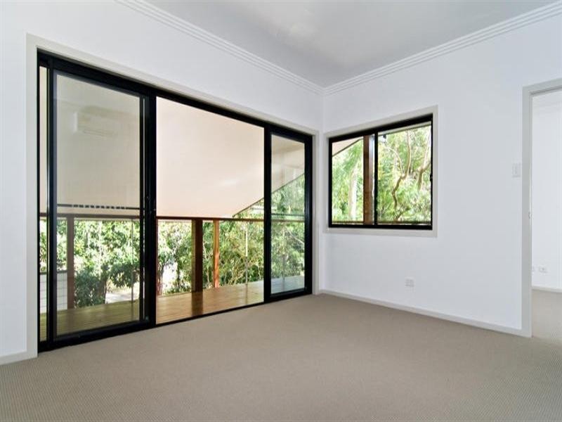 10A Amott Street, Stafford Heights QLD 4053