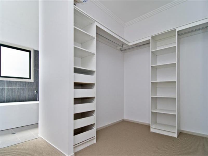 10A Amott Street, Stafford Heights QLD 4053