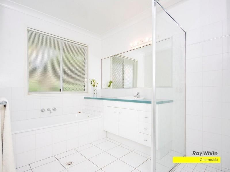 10 Coolabah Crescent, Bridgeman Downs QLD 4035