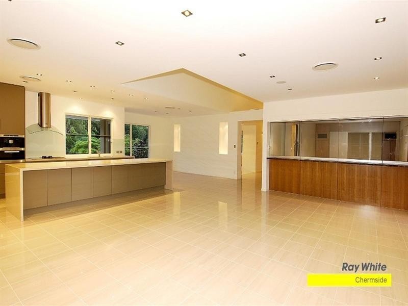 94 Tiverton Place, Bridgeman Downs QLD 4035