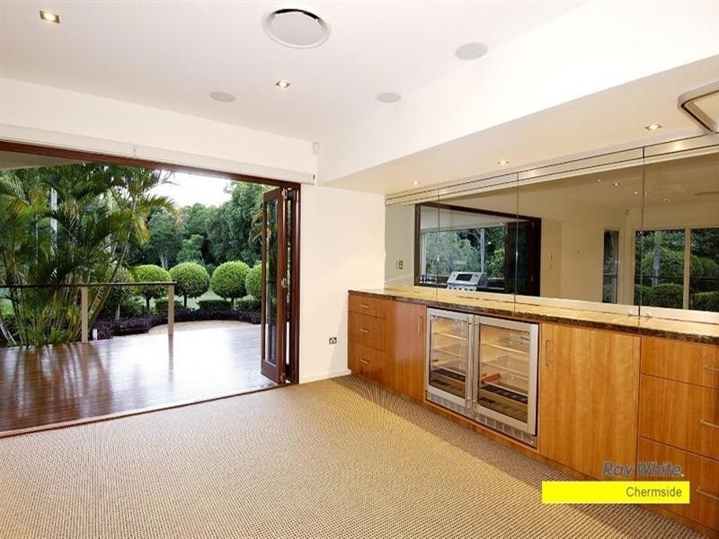 94 Tiverton Place, Bridgeman Downs QLD 4035