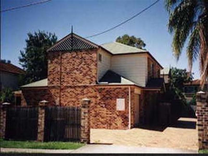 2/50 Sparkes Street, Chermside QLD 4032