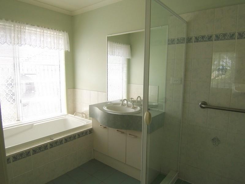 100 Phillips Street, Bracken Ridge QLD 4017